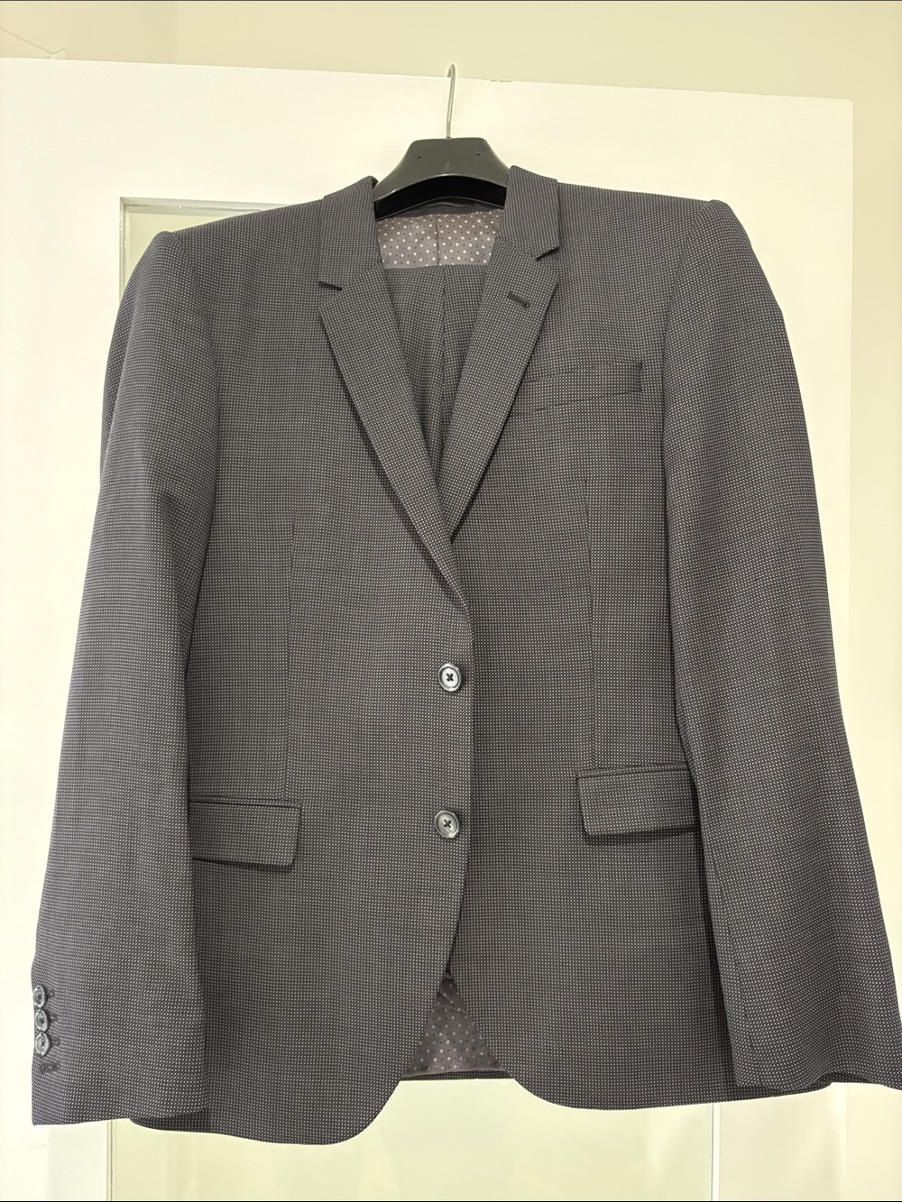 Men's Classic Gray Two-Button Suit